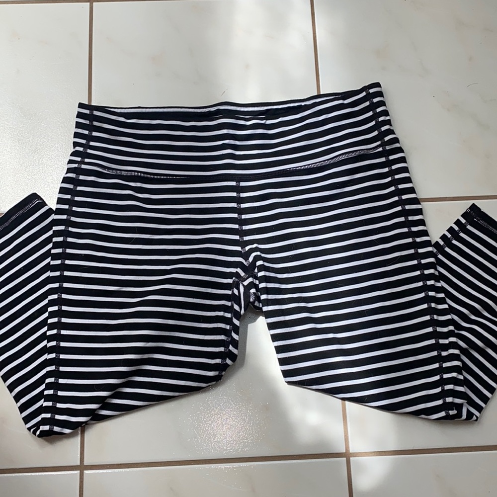 Athleta Black & White Striped Crop Leggings